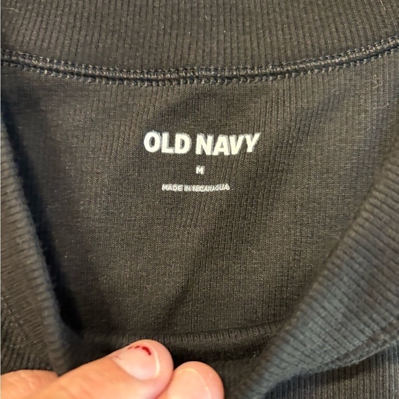 Old Navy racer cropped tank - Picture 6 of 6